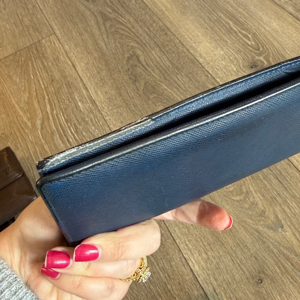 Vintage Prada Blue Leather Wallet - Picture 16 of 16